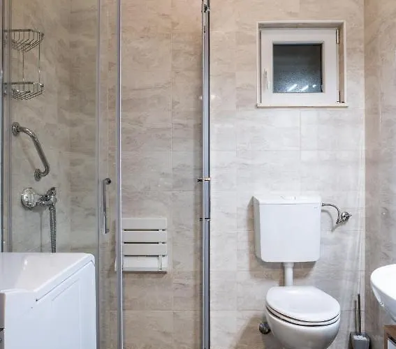 Tonci Bruno Pag Town