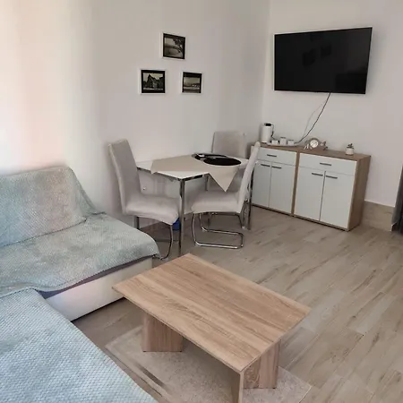 Apartment Tonci Bruno Pag Town